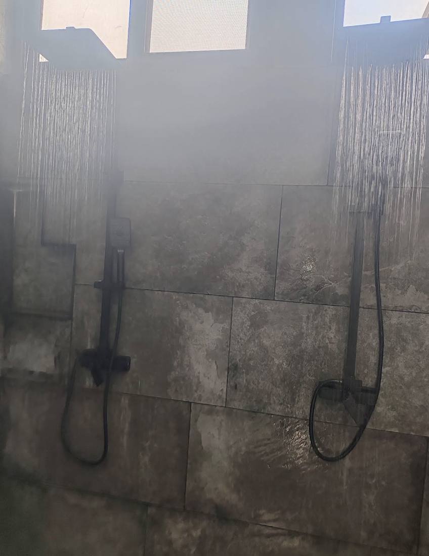 Instalación de ducha tipo lluvia por JB